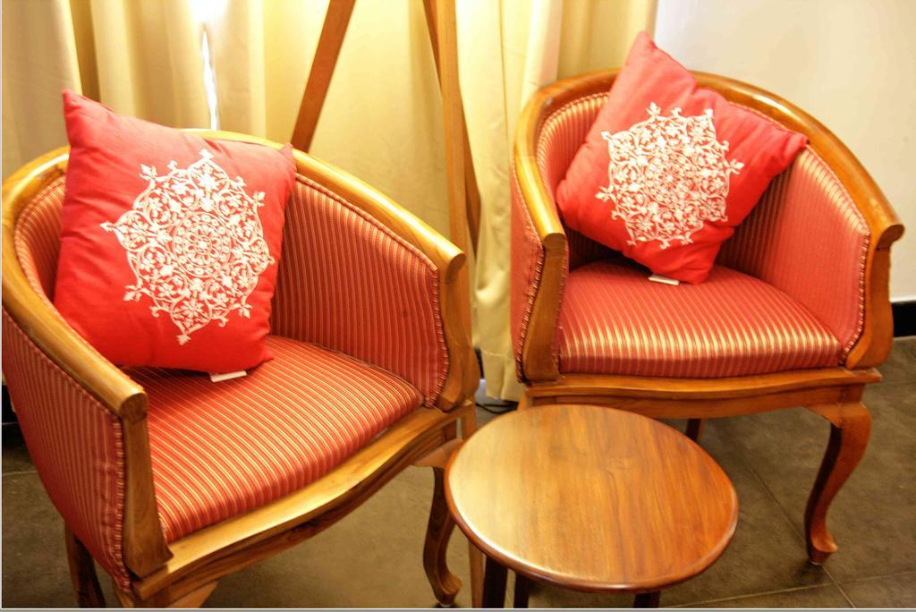 Hotel Highnest Singapperumalkovil Zimmer foto